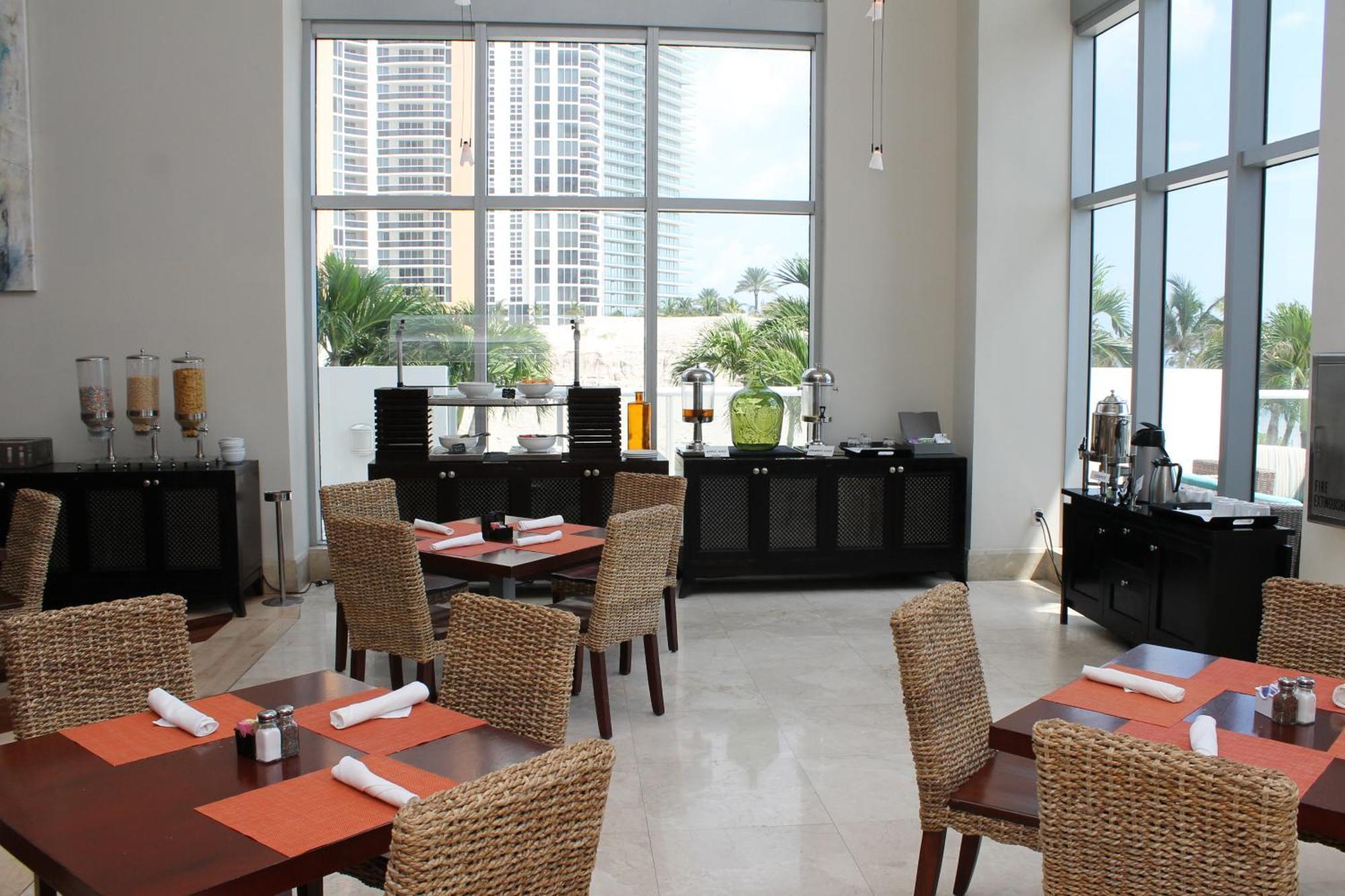 Marenas Beach Resort Sunny Isles Beach Exterior foto