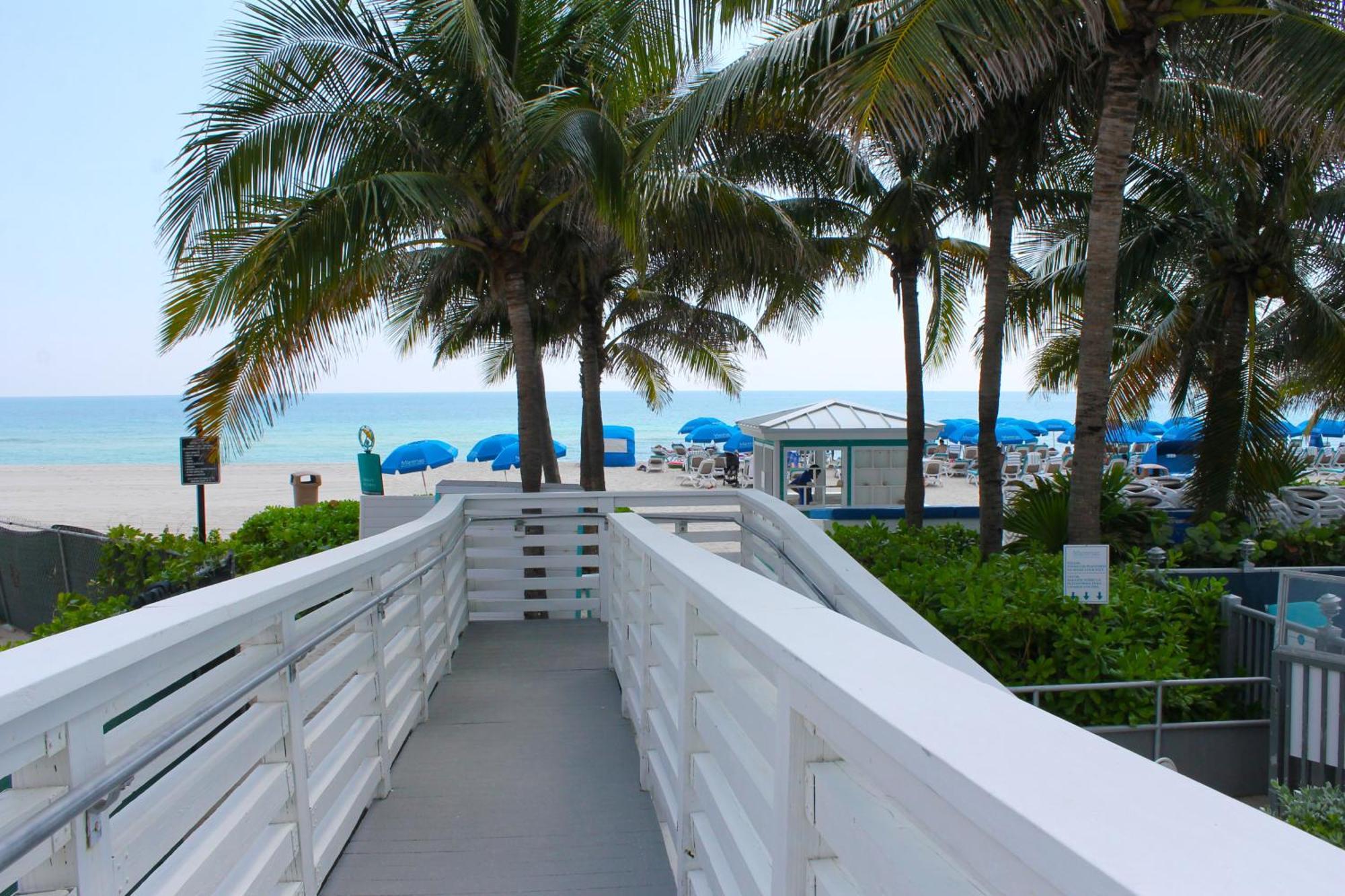 Marenas Beach Resort Sunny Isles Beach Exterior foto